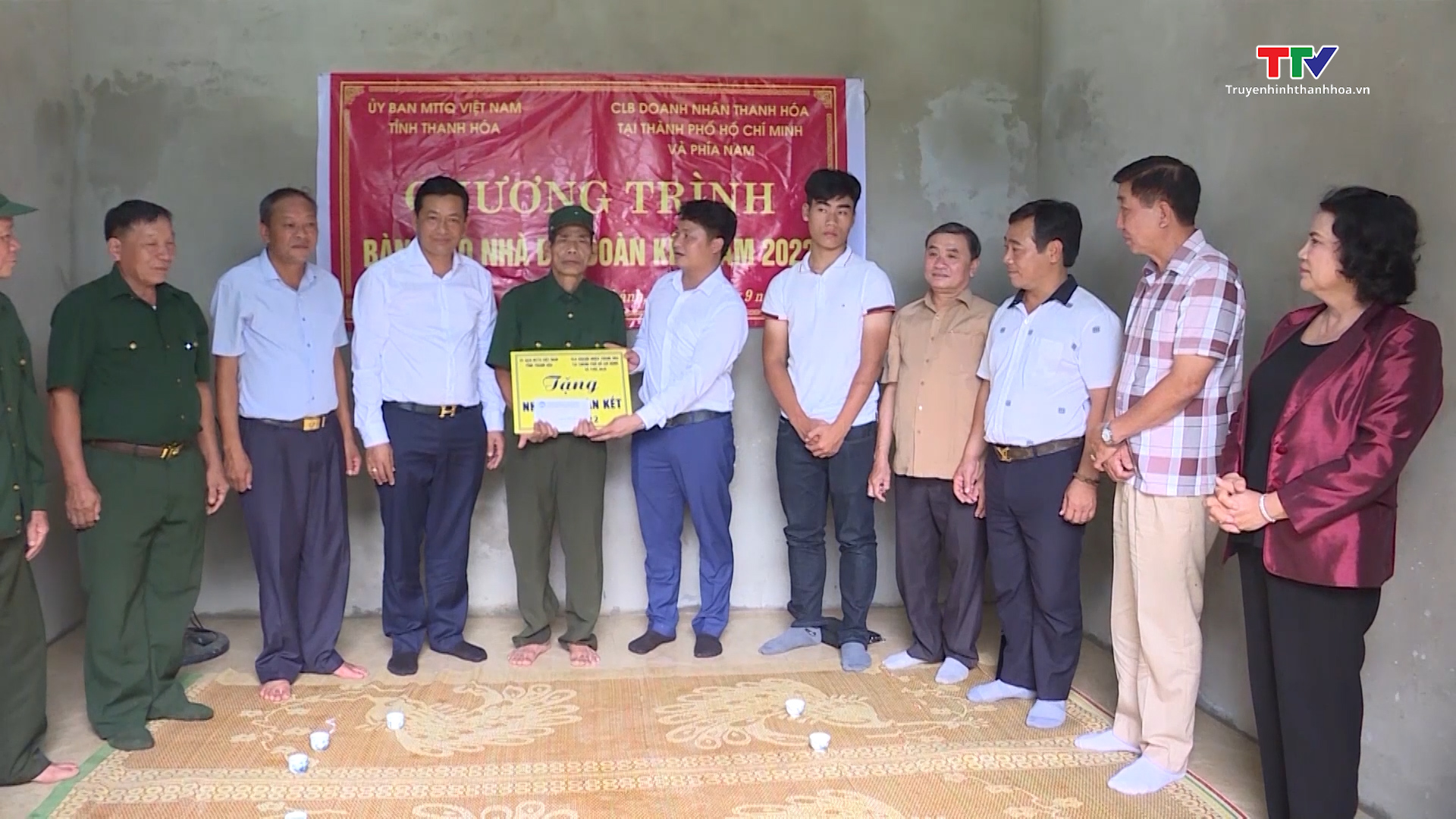 Câu lạc bộ Doanh nhân Thanh Hóa tại thành phố Hồ Chí Minh và phía Nam góp sức xây dựng nhà đại đoàn kết cho hộ nghèo- Ảnh 1.
