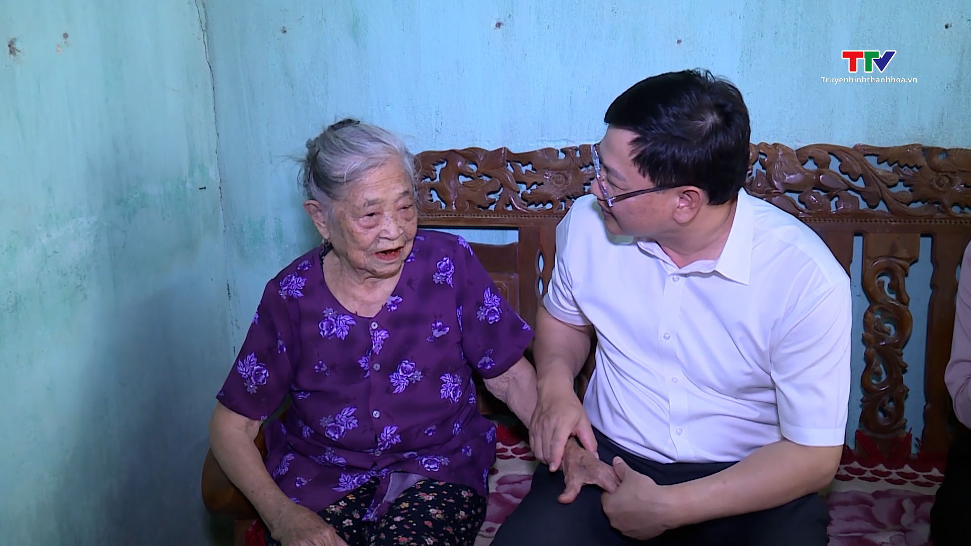 Phó Chủ tịch Uỷ ban Nhân dân tỉnh Mai Xuân Liêm thăm, tặng quà cựu chiến sỹ Điện Biên- Ảnh 3.