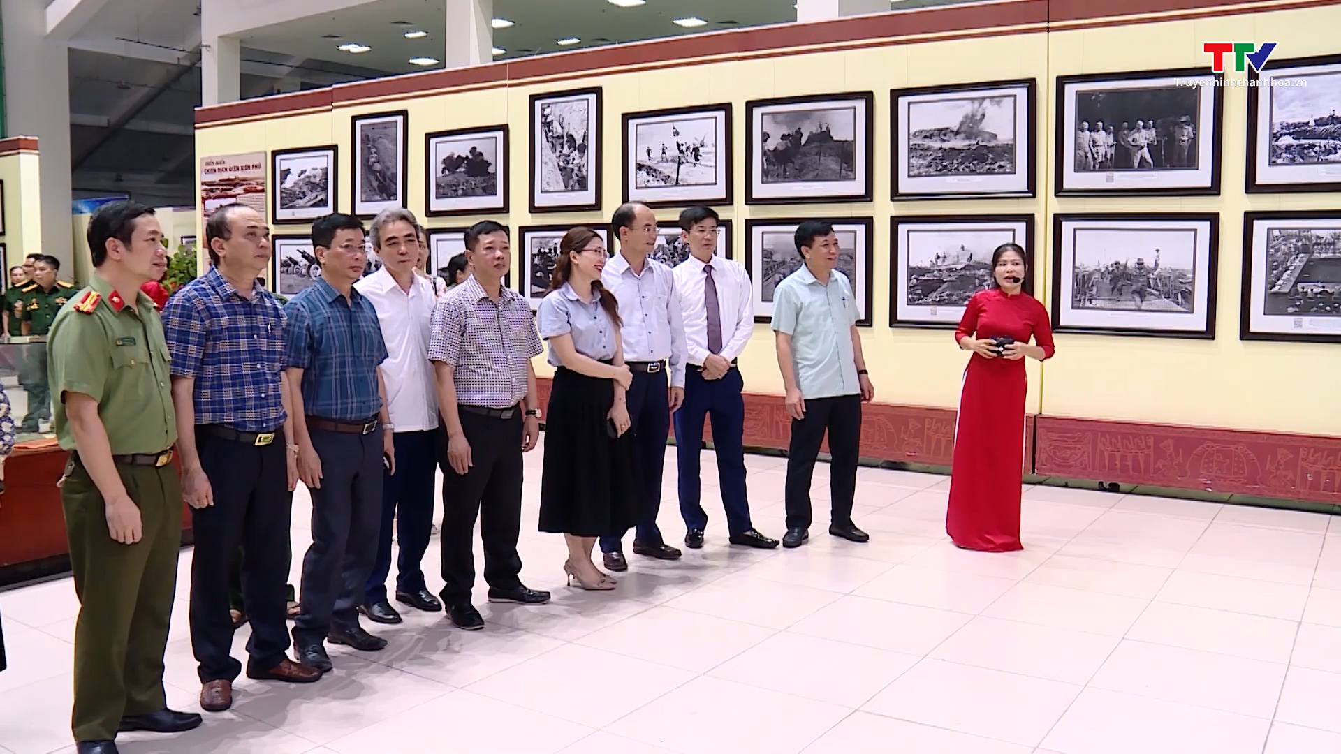Khai mạc triển lãm “Thanh Hóa - 70 năm với Chiến thắng Điện Biên Phủ”- Ảnh 3.