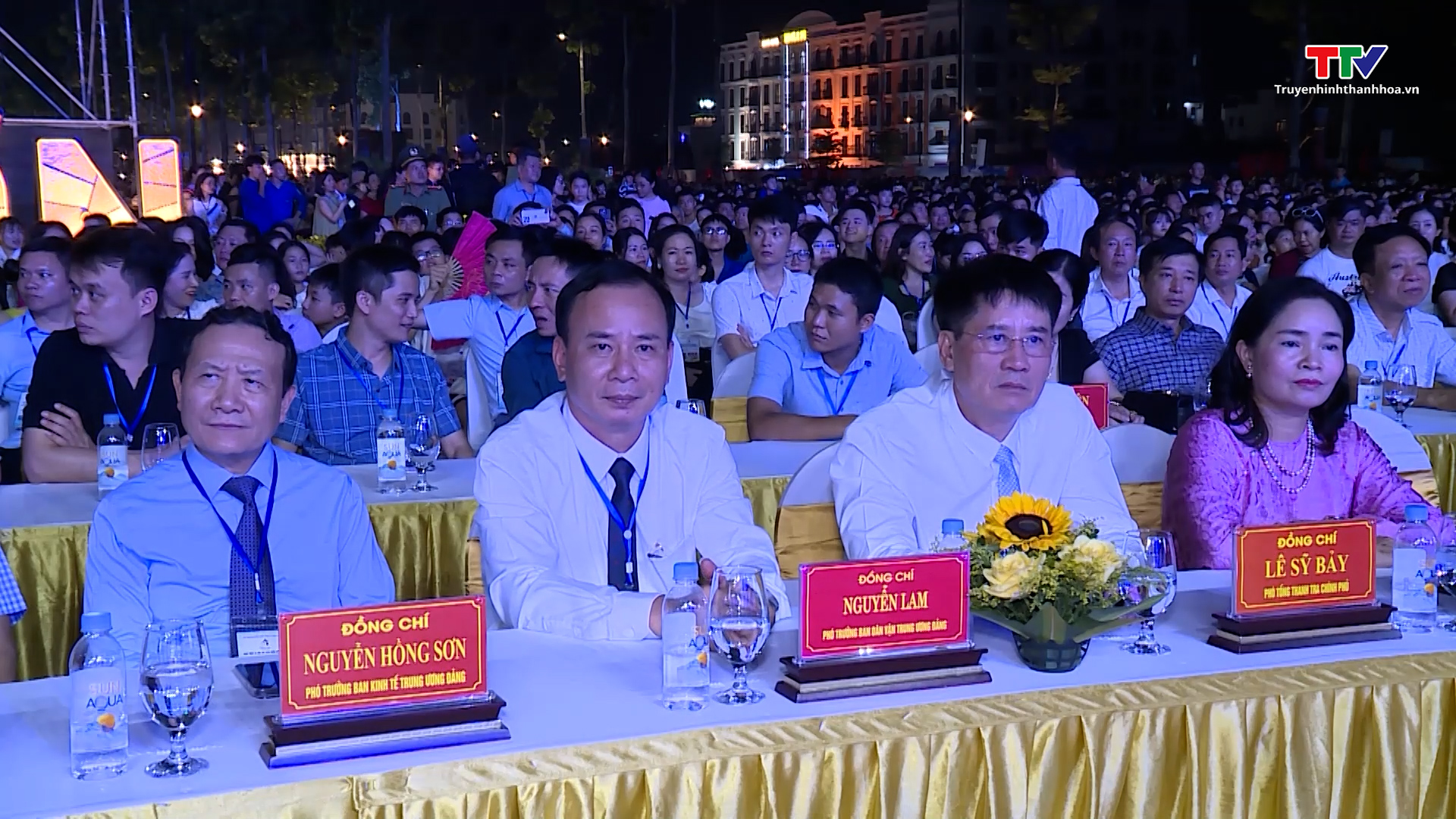 Khai mạc lễ hội du lịch biển Sầm Sơn năm 2024- Ảnh 4.