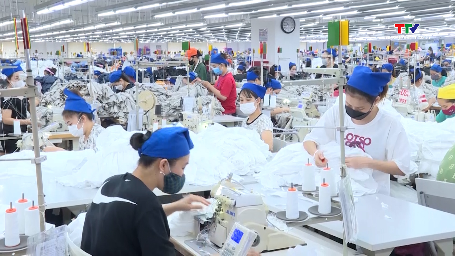 Doanh nghiệp dệt may Thanh Hóa tăng tốc sản xuất- Ảnh 4.