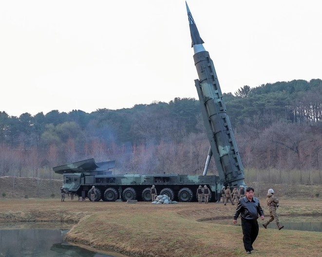 Mỹ và Anh hối thúc Triều Tiên trở lại đàm phán hạt nhân- Ảnh 1.