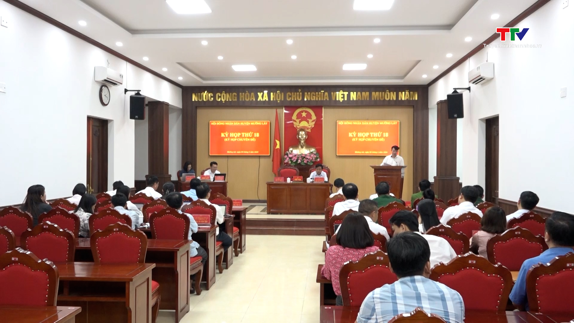 Kỳ họp thứ 18, Hội đồng Nhân dân huyện Mường Lát khoá IV, nhiệm kỳ 2021 – 2026- Ảnh 1.