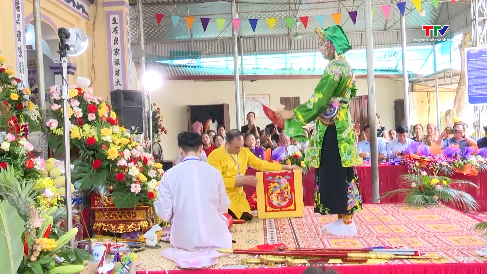 Diễn đàn Tín ngưỡng thờ Mẫu và Phật giáo với phát triển văn hoá du lịch huyện Thọ Xuân- Ảnh 1.