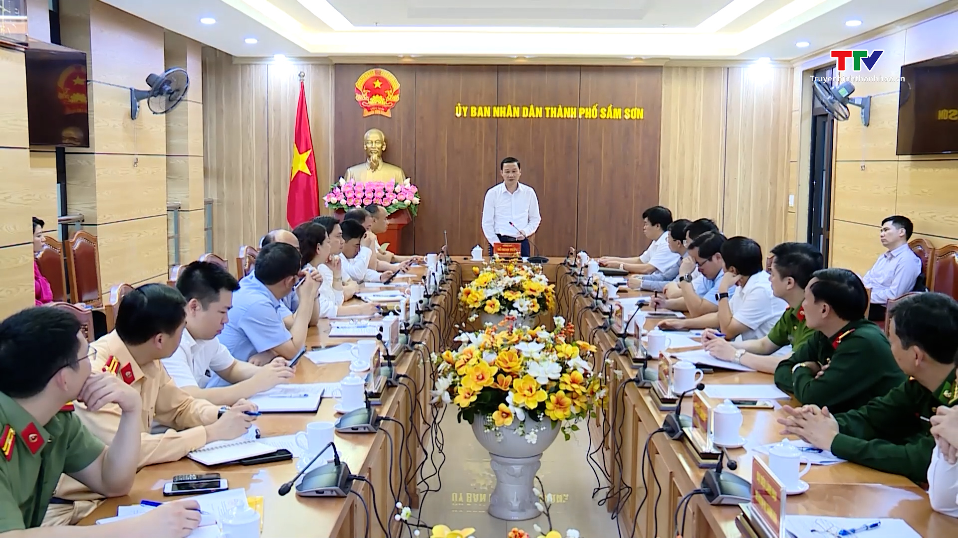 Chủ tịch UBND tỉnh kiểm tra công tác chuẩn bị khai trương Lễ hội du lịch biển Sầm Sơn 2024- Ảnh 1.