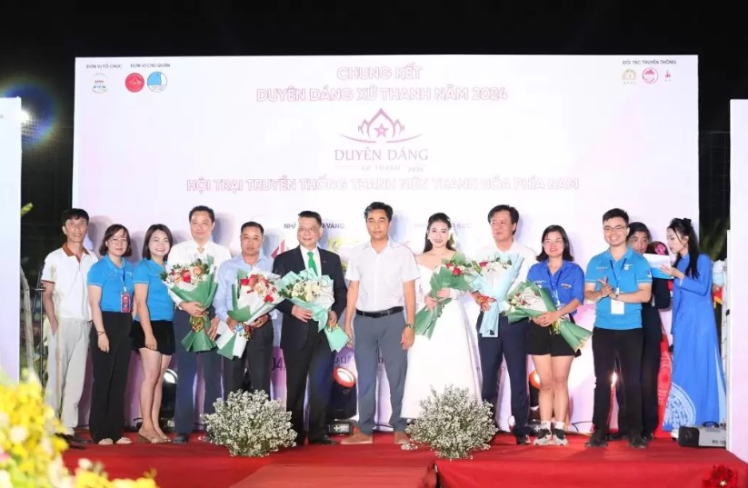 Lê Nguyễn Minh Phương đăng quang Hoa khôi Duyên dáng xứ Thanh năm 2024- Ảnh 11. Lê Nguyễn Minh Phương đăng quang Hoa khôi Duyên dáng xứ Thanh năm 2024- Ảnh 11.