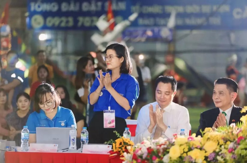 Lê Nguyễn Minh Phương đăng quang Hoa khôi Duyên dáng xứ Thanh năm 2024- Ảnh 16. Lê Nguyễn Minh Phương đăng quang Hoa khôi Duyên dáng xứ Thanh năm 2024- Ảnh 16.
