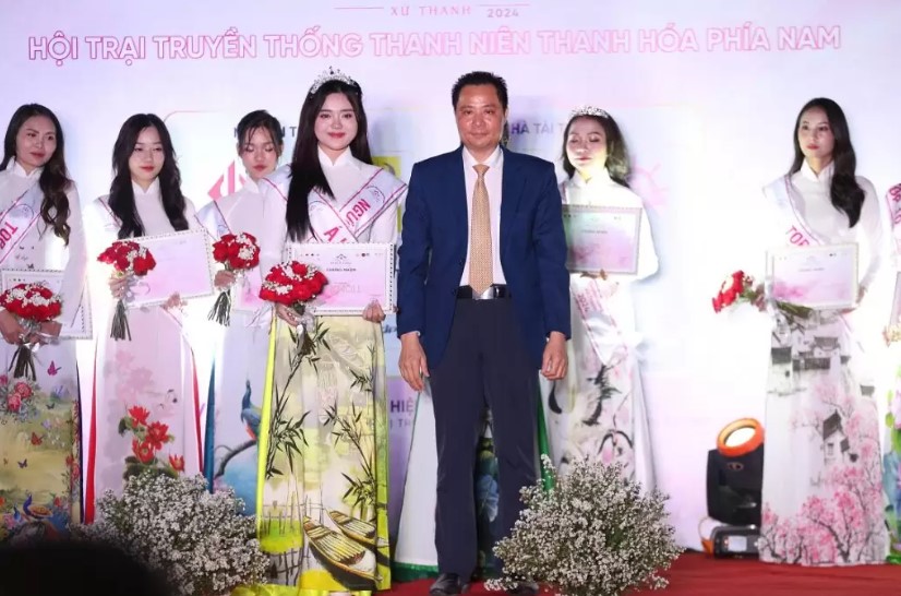 Lê Nguyễn Minh Phương đăng quang Hoa khôi Duyên dáng xứ Thanh năm 2024- Ảnh 6. Lê Nguyễn Minh Phương đăng quang Hoa khôi Duyên dáng xứ Thanh năm 2024- Ảnh 6.