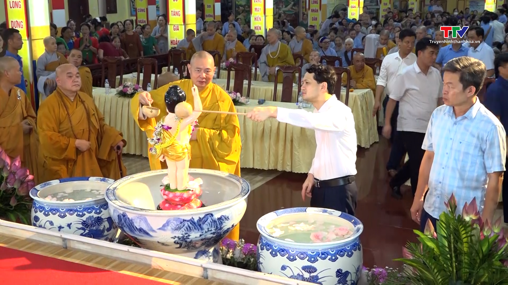 Huyện Vĩnh Lộc tổ chức đại lễ Phật đản – Phật lịch 2568 - Dương lịch 2024- Ảnh 1.