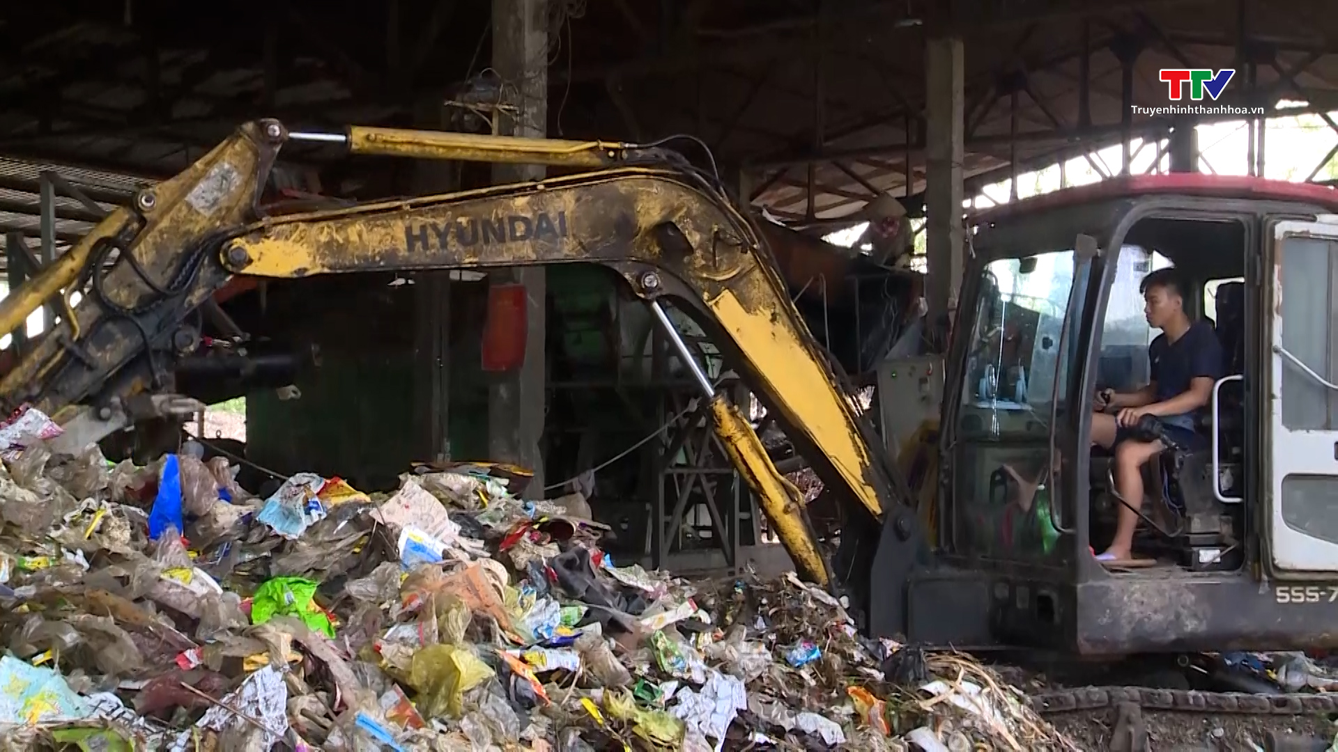 Từng bước xử lý tình trạng ô nhiễm môi trường tại bãi rác phía Nam huyện Nga Sơn- Ảnh 5.