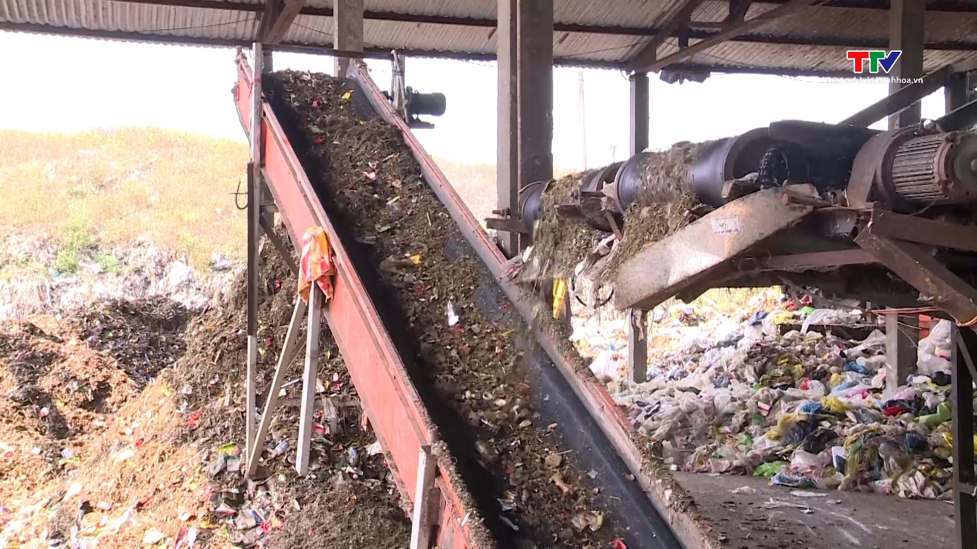 Từng bước xử lý tình trạng ô nhiễm môi trường tại bãi rác phía Nam huyện Nga Sơn- Ảnh 4.