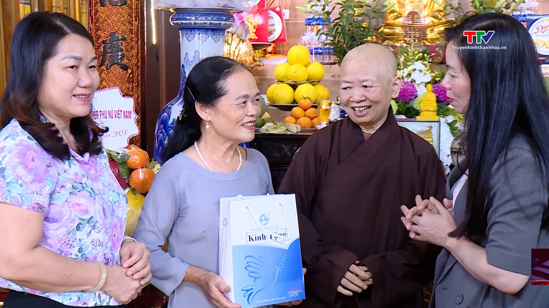 Hội Liên hiệp phụ nữ Việt Nam chúc mừng Ban trị sự Giáo hội Phật giáo Việt Nam tỉnh Thanh Hóa- Ảnh 1.