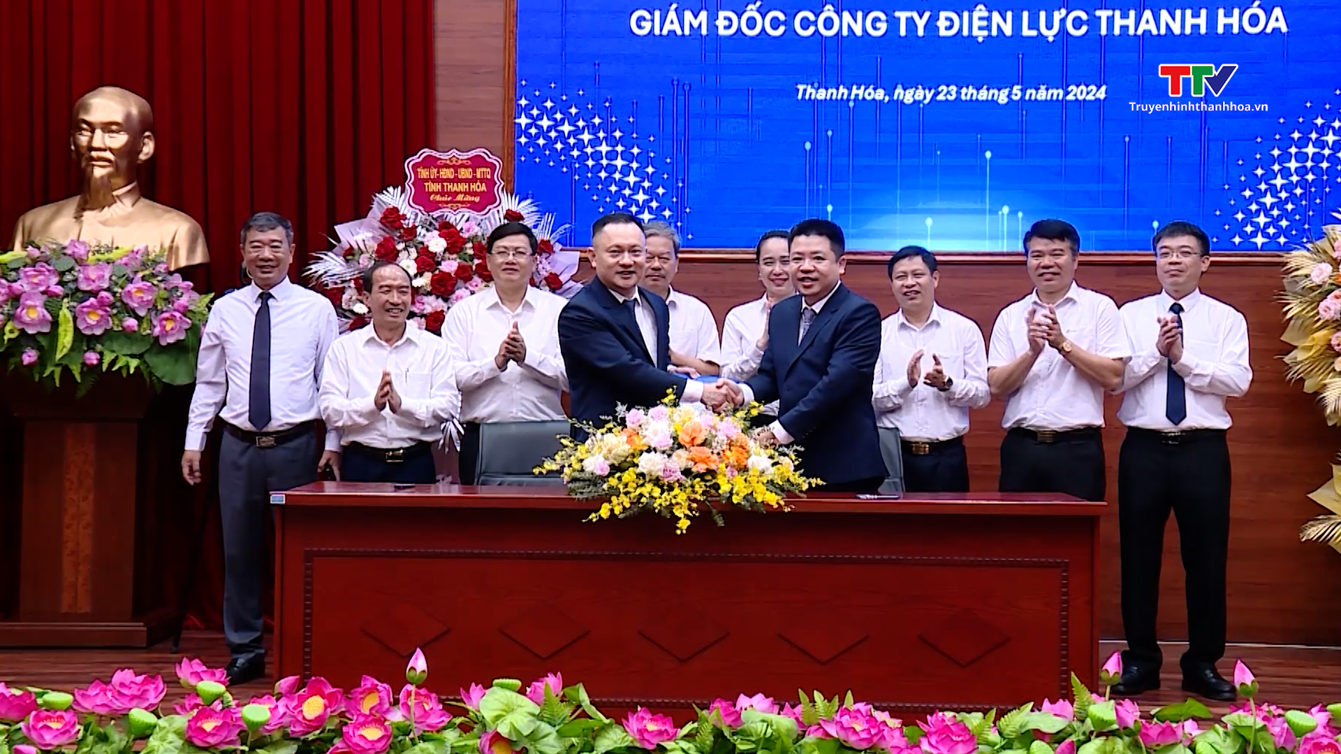 Công bố quyết định bổ nhiệm Giám đốc Công ty Điện lực Thanh Hoá- Ảnh 4.