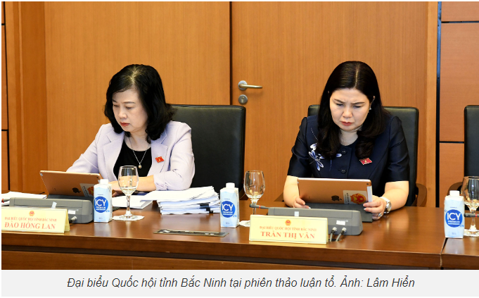 Chủ tịch Quốc hội Trần Thanh Mẫn tham dự Phiên thảo luận Tổ về đánh giá tình hình kinh tế - xã hội và ngân sách nhà nước- Ảnh 5.