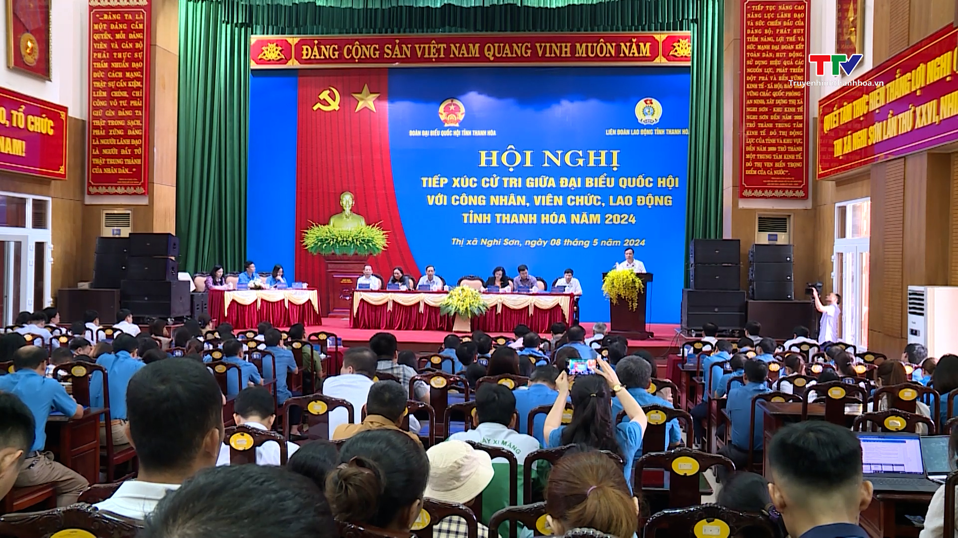 Đại biểu Quốc hội tỉnh Thanh Hoá tiếp xúc cử tri là công nhân, viên chức, người lao động trên địa bàn tỉnh- Ảnh 1.