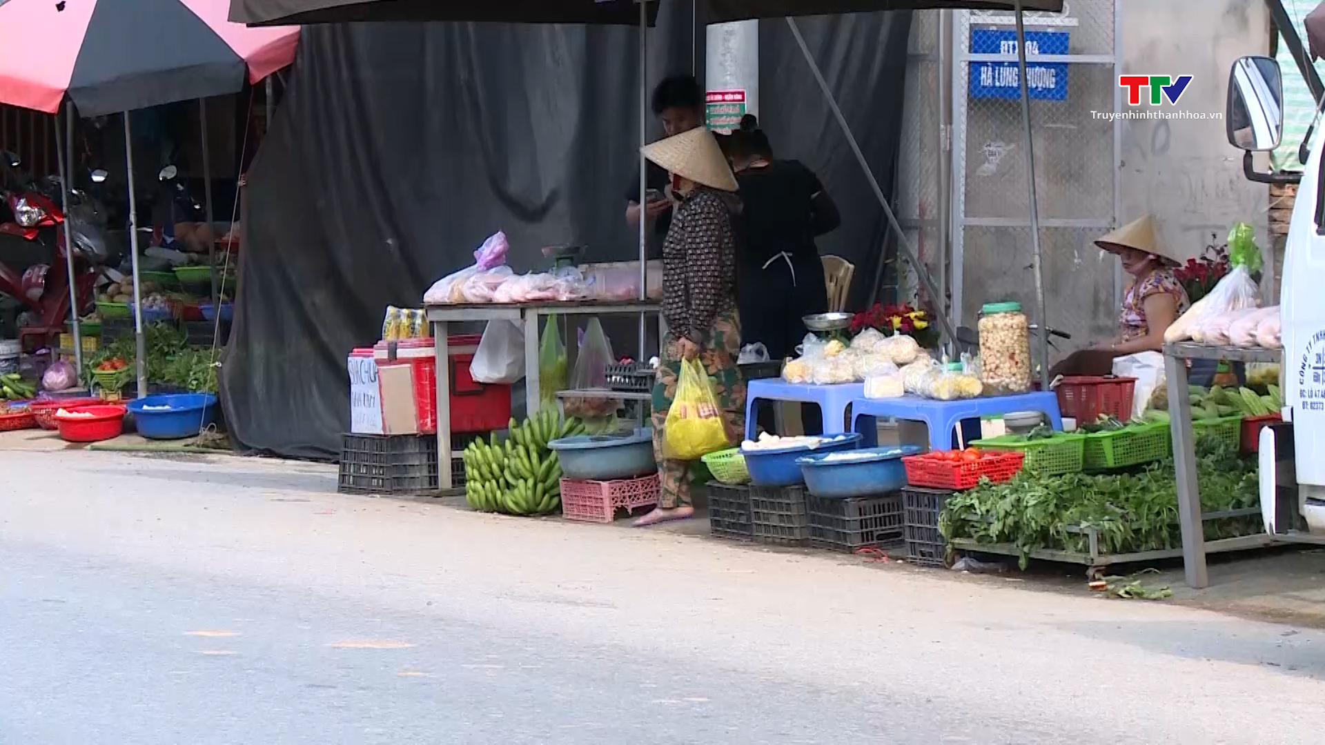 Khó khăn trong việc giải tỏa dứt điểm chợ cóc trên Quốc lộ 47, đoạn qua huyện Triệu Sơn- Ảnh 3.