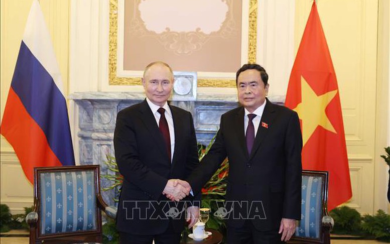 Tổng thống Liên bang Nga Vladimir Putin kết thúc tốt đẹp chuyến thăm cấp Nhà nước tới Việt Nam- Ảnh 6.