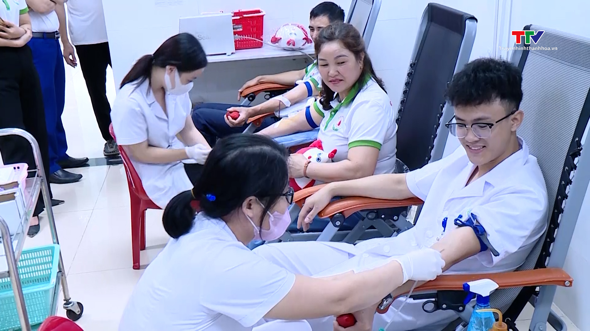 Phấn đấu tiếp nhận trên 1.500 đơn vị máu tại Hành trình đỏ năm 2024- Ảnh 1.