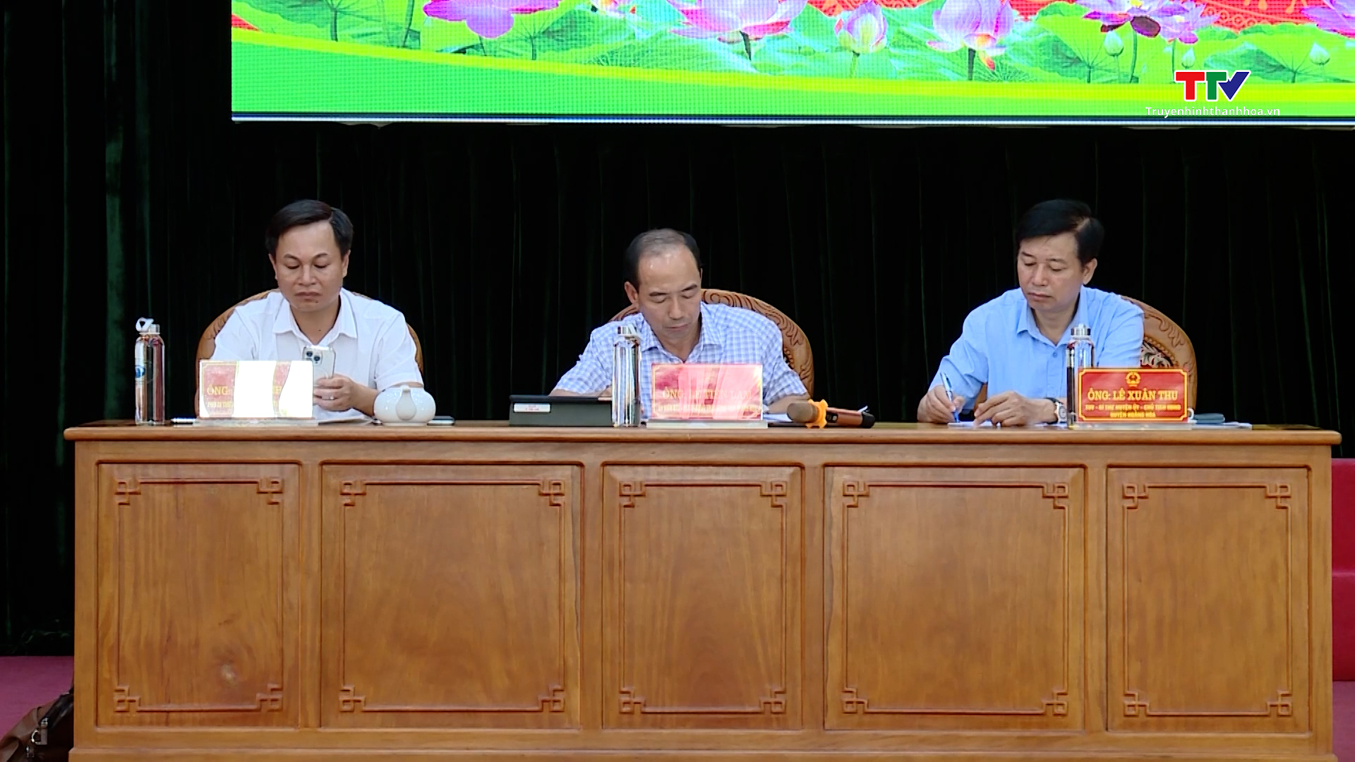 Phó Chủ tịch Thường trực HĐND tỉnh Lê Tiến Lam tiếp xúc cử tri huyện Hoằng Hóa- Ảnh 2.
