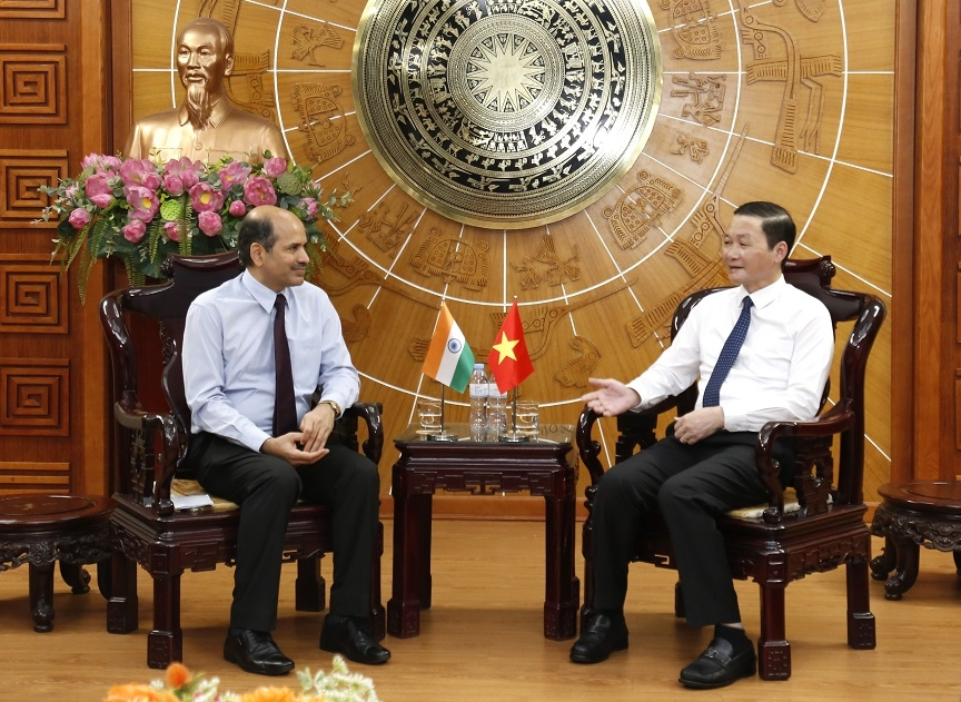 Chủ tịch UBND tỉnh Đỗ Minh Tuấn tiếp Đại sứ đặc mệnh toàn quyền Ấn Độ tại Việt Nam- Ảnh 2.