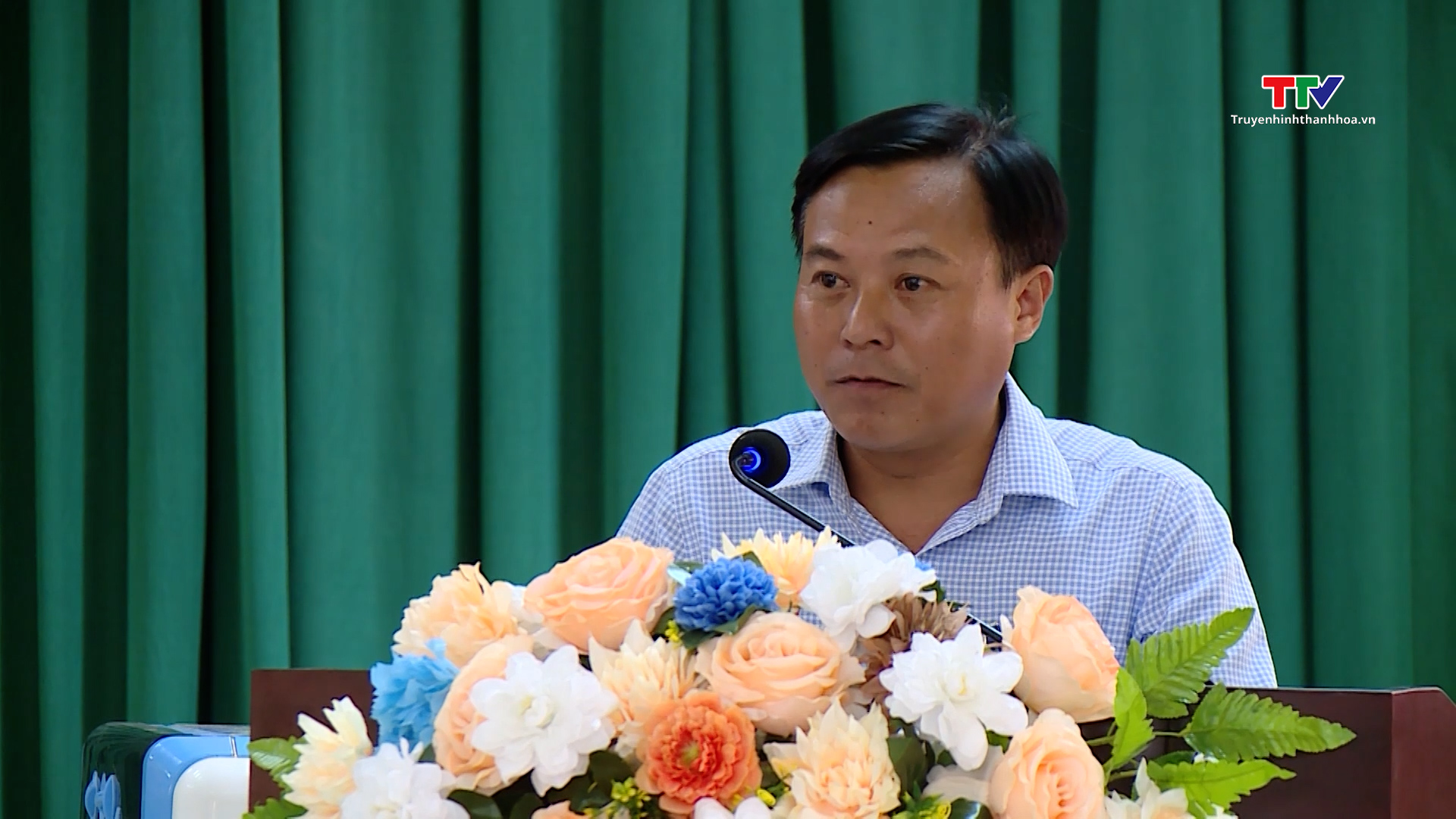 Phó Chủ tịch Thường trực Ủy ban Nhân dân tỉnh Nguyễn Văn Thi tiếp xúc cử tri huyện Hà Trung- Ảnh 2.