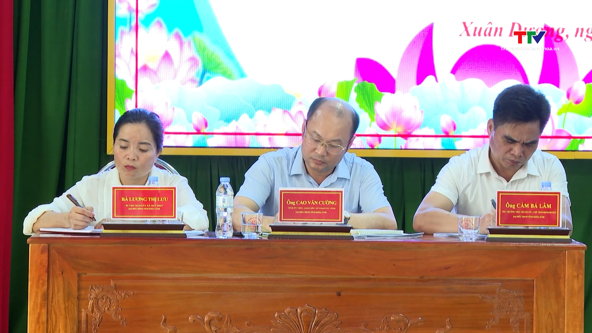 Đại biểu Hội đồng Nhân dân tỉnh tiếp xúc cử tri huyện Thường Xuân- Ảnh 2.
