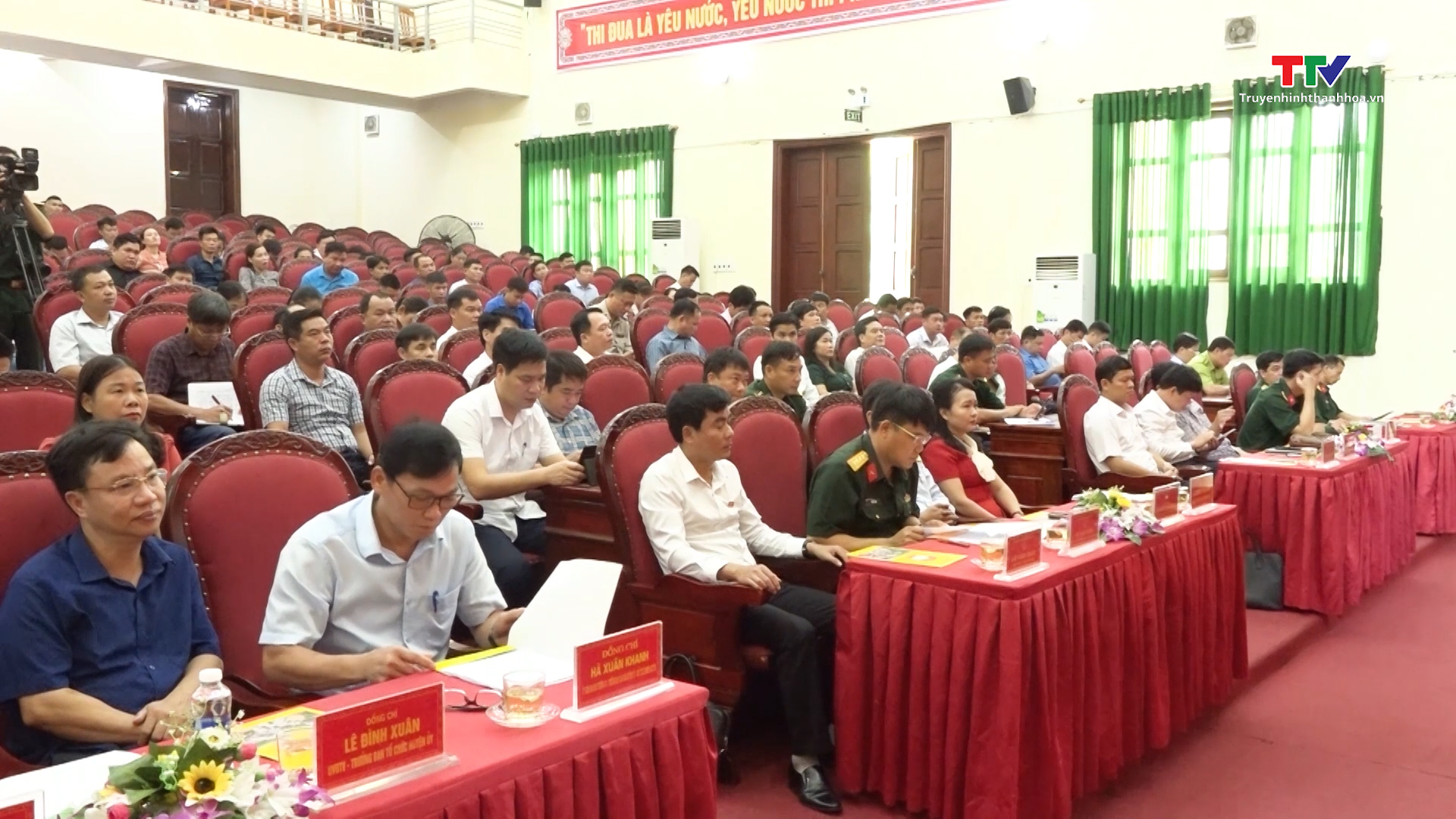 Đại biểu Hội đồng nhân dân tỉnh tiếp xúc cử tri tại huyện Quan Sơn- Ảnh 1.