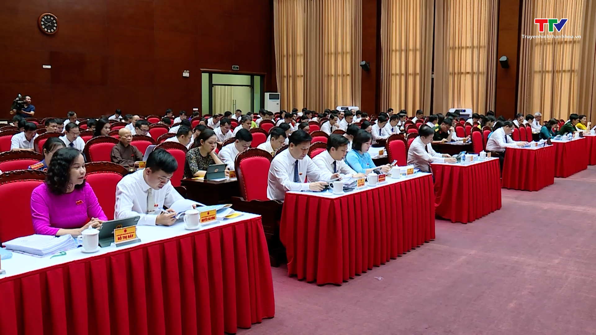 Kỳ họp thứ mười sáu, Hội đồng Nhân dân thành phố Thanh Hoá khoá XXII, nhiệm kỳ 2021 - 2026
- Ảnh 2.