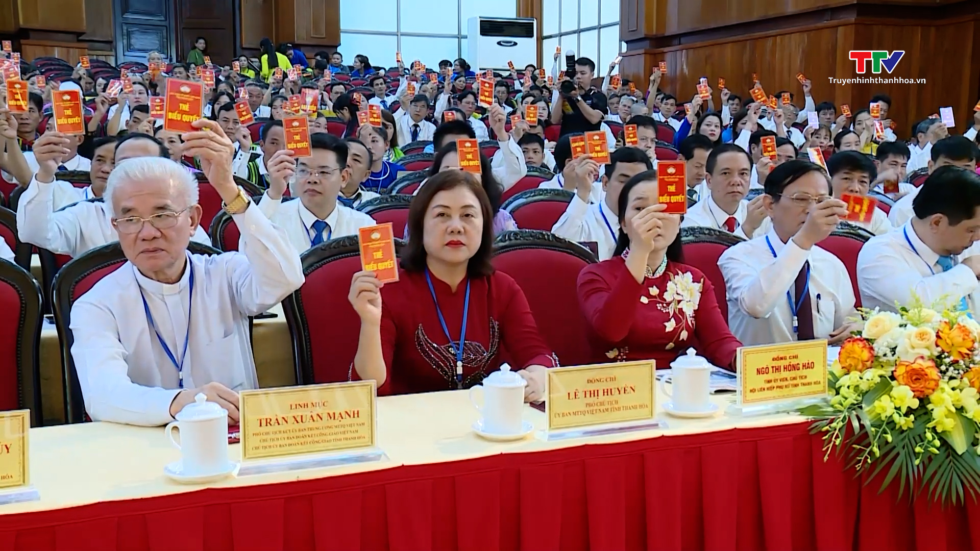 Phiên thứ nhất Đại hội đại biểu MTTQ tỉnh Thanh Hóa lần thứ XV, nhiệm kỳ 2024 - 2029- Ảnh 1.
