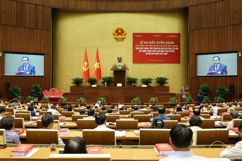 Ra mắt cuốn sách của Tổng Bí thư Nguyễn Phú Trọng về Quốc hội trong tiến trình đổi mới- Ảnh 2.