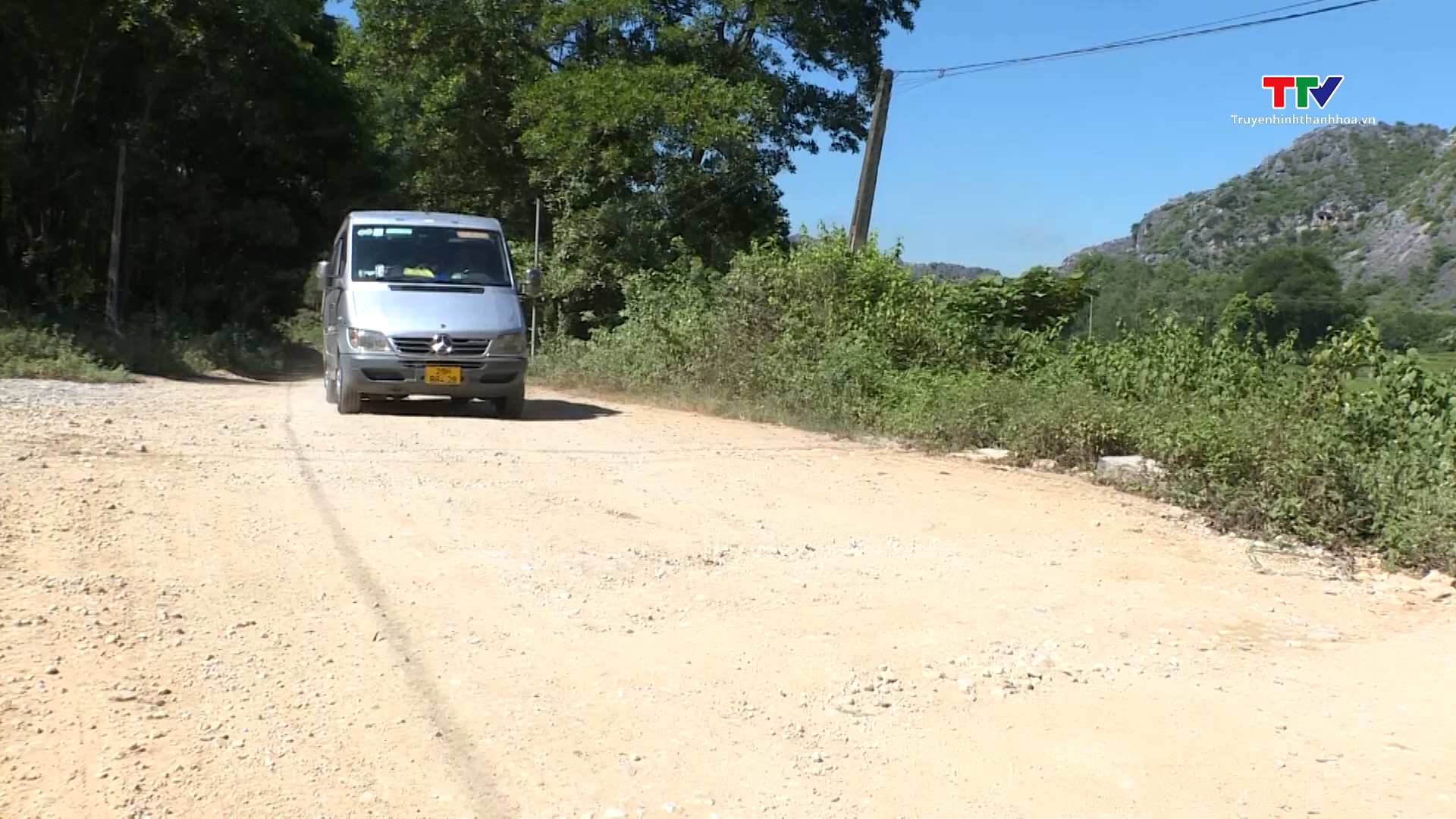 Sớm hoàn trả tuyến đường từ quốc lộ 217 đi trung tâm xã Vĩnh An, huyện Vĩnh Lộc- Ảnh 1.