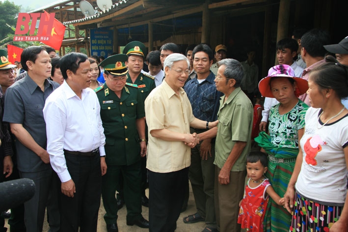 Những hình ảnh về Tổng Bí thư Nguyễn Phú Trọng với Đảng bộ, chính quyền và Nhân dân tỉnh Thanh Hóa- Ảnh 11.