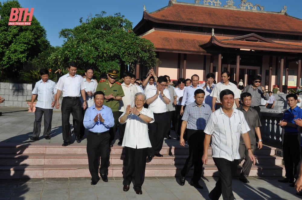 Những hình ảnh về Tổng Bí thư Nguyễn Phú Trọng với Đảng bộ, chính quyền và Nhân dân tỉnh Thanh Hóa- Ảnh 17.