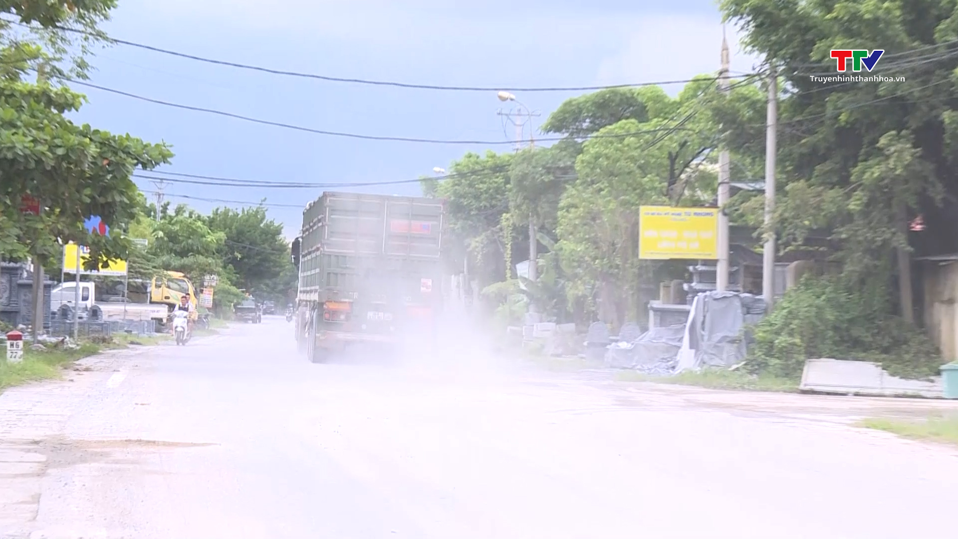 Tiềm ẩn nguy cơ mất an toàn giao thông trên tuyến Quốc lộ 45 đoạn qua phường An Hưng và xã Đông Vinh, thành phố Thanh Hoá- Ảnh 1.