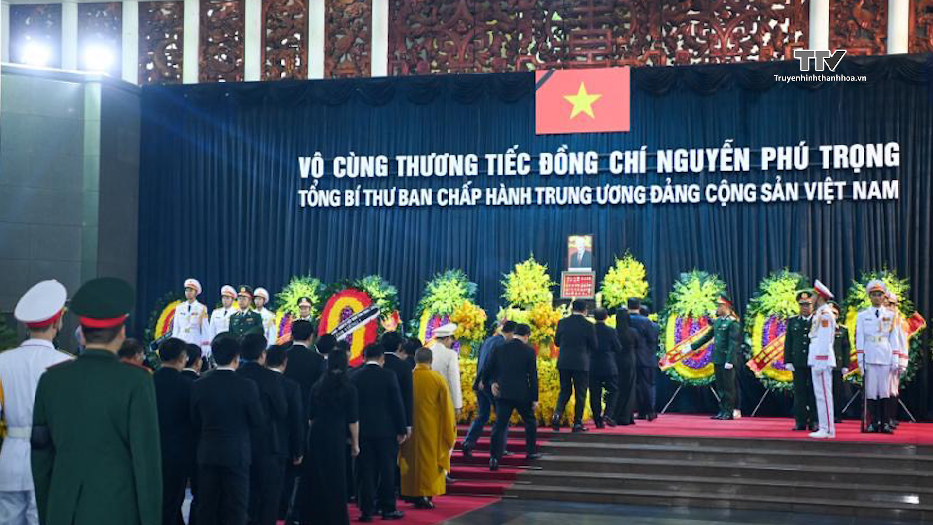 Đoàn đại biểu tỉnh Thanh Hóa viếng, tiễn biệt đồng chí Tổng Bí thư Nguyễn Phú Trọng- Ảnh 6.
