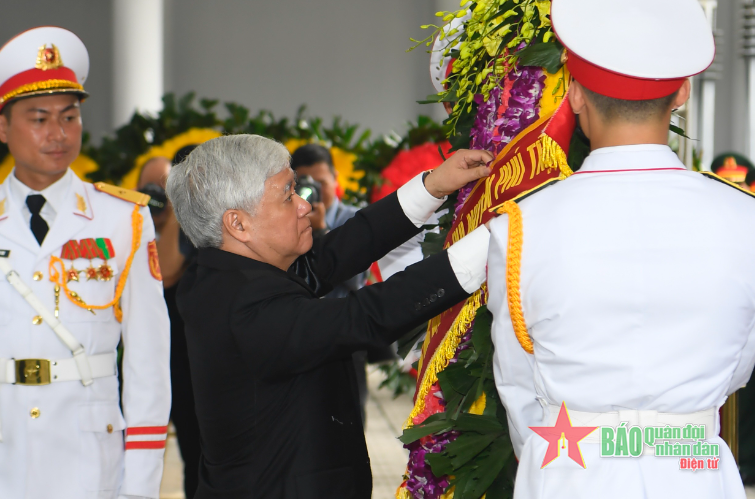 Tổ chức trọng thể Lễ viếng Tổng Bí thư Nguyễn Phú Trọng- Ảnh 56.