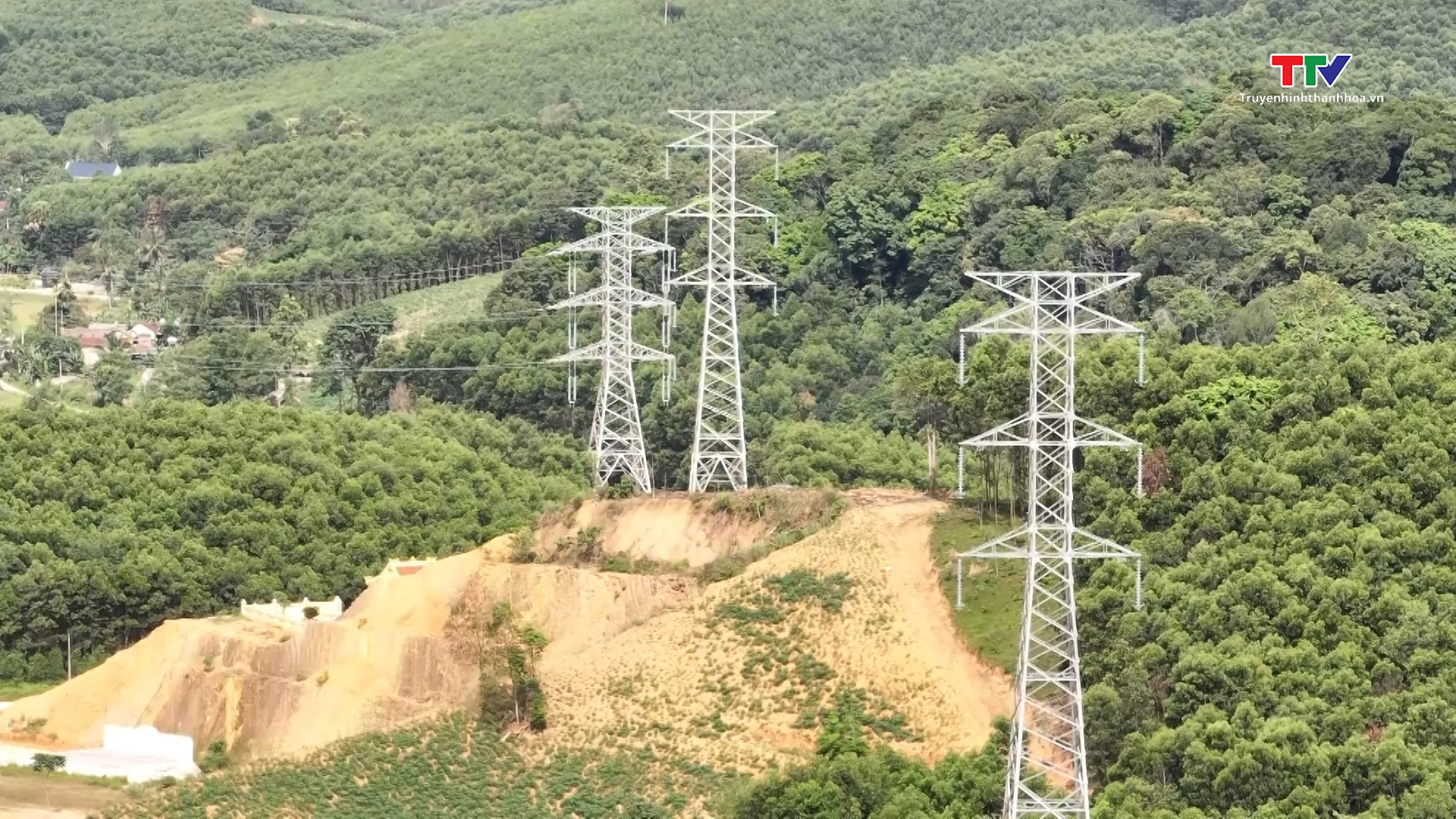 Dự án đường dây 500KV mạch 3: Nâng cao vai trò chỉ đạo của cấp ủy trong công tác giải phóng mặt bằng- Ảnh 6.