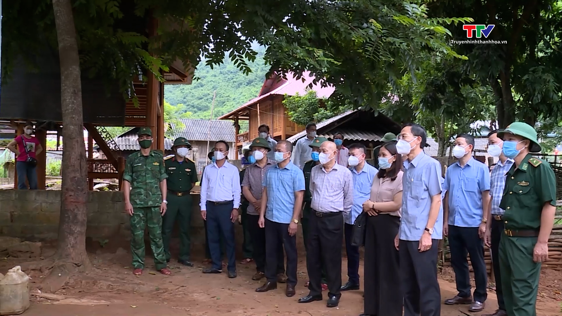 Phó Chủ tịch Uỷ ban nhân dân tỉnh Đầu Thanh Tùng kiểm tra công tác phòng, chống dịch Bạch hầu- Ảnh 2.