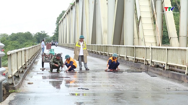 Thực hư cầu Hàm Rồng bị nước lũ sông Mã làm nứt, xô lệch- Ảnh 1.