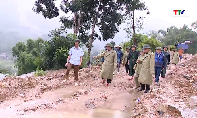 Phó Bí thư Thường trực Tỉnh uỷ Lại Thế Nguyên kiểm tra tình hình ứng phó với thiên tai tại các huyện miền núi- Ảnh 5.