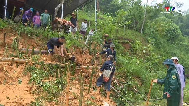 Bá Thước: 15 điểm giao thông bị chia cắt cục bộ do nước lũ dâng cao- Ảnh 2.