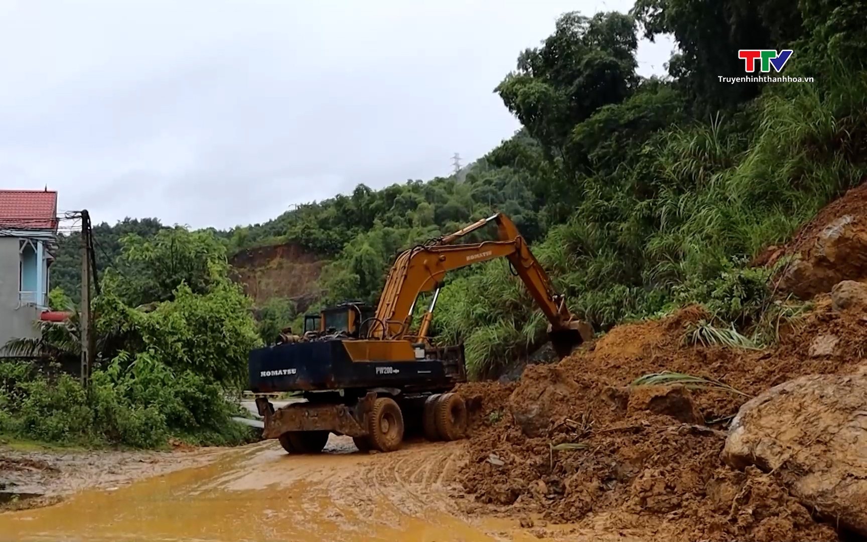 Quan Hóa tập trung khắc phục hậu quả sau cơn bão số 3, ổn định đời sống Nhân dân