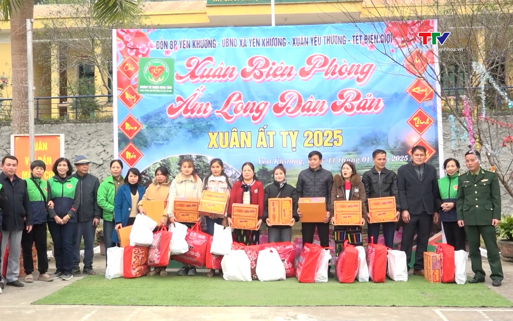 Xuân Biên phòng - Ấm lòng  dân bản