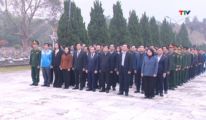 Phó Bí thư Thường trực Tỉnh uỷ Lại Thế Nguyên kiểm tra tình hình đời sống Nhân dân huyện Bá Thước - Ảnh 1.