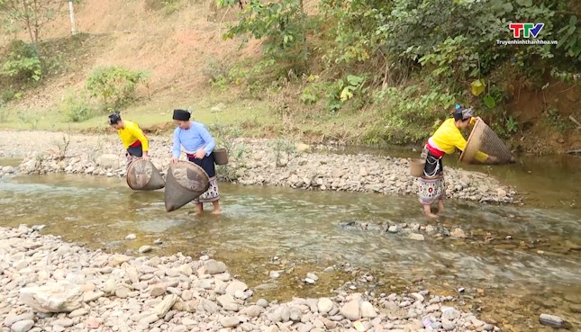 Độc đáo mâm cỗ ngày Tết của người Thái- Ảnh 1.