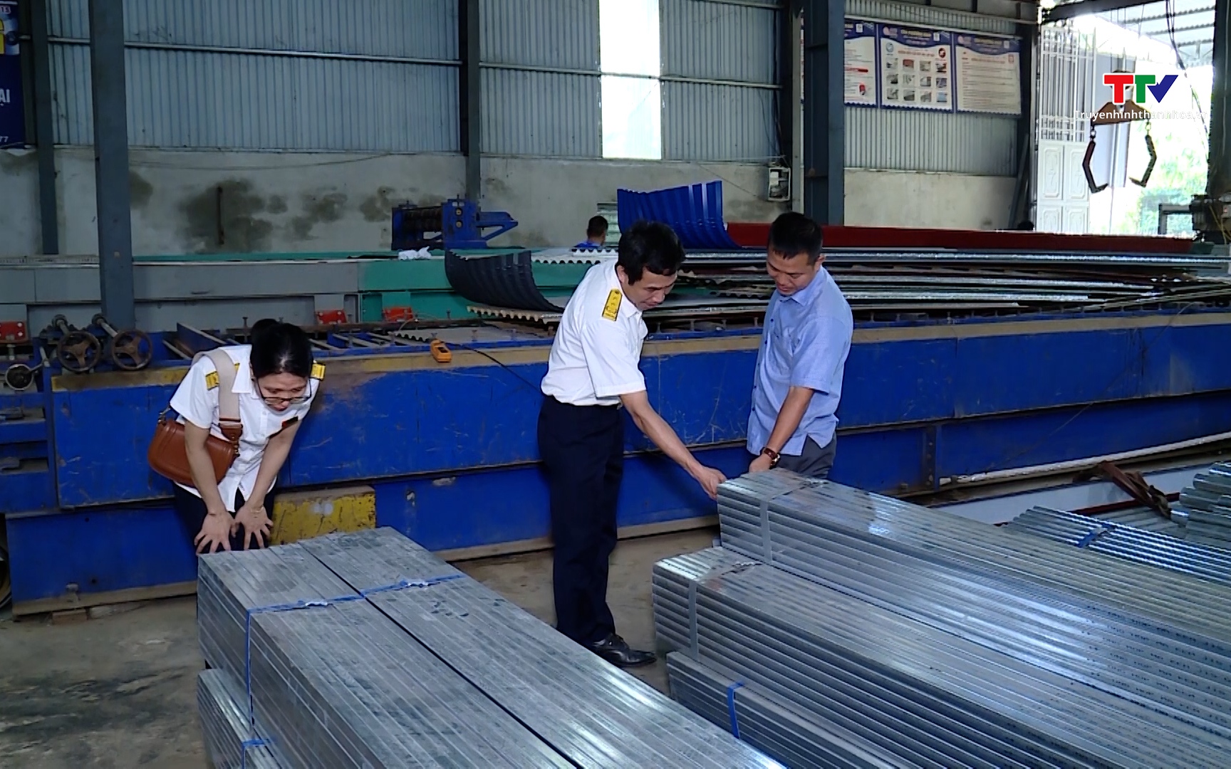 Hỗ trợ hộ kinh doanh trong chuyển đổi quản lý thuế