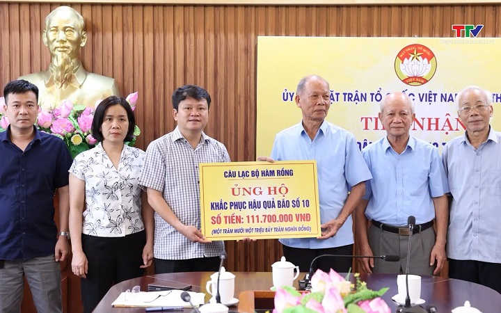 Ủy ban Mặt trận Tổ quốc tỉnh tiếp nhận ủng hộ đồng bào vùng lũ