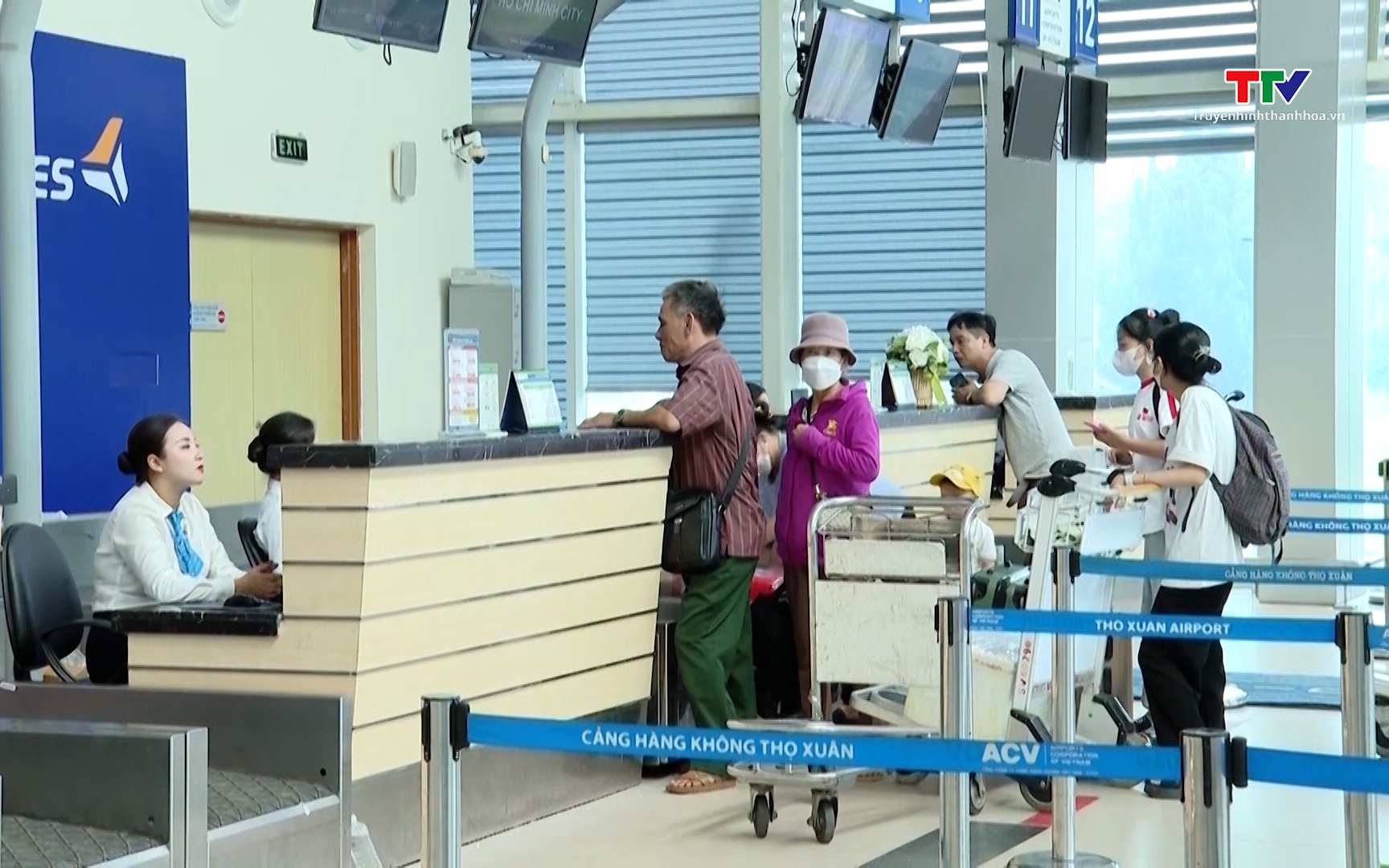 Chuẩn bị nguồn rau quả phục vụ thị trường Tết - Ảnh 1. Sôi động thị trường vé máy bay Tết 2026