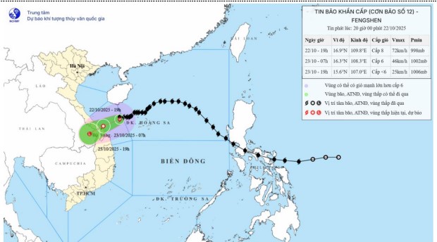 Chiều tối nay (22/10), bão số 12 tiếp tục suy yếu thêm- Ảnh 2. Chiều tối nay (22/10), bão số 12 tiếp tục suy yếu thêm- Ảnh 2.
