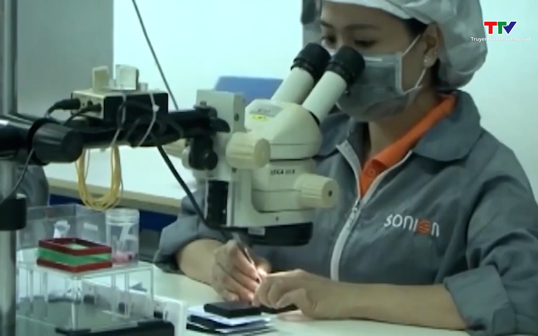 Sản phẩm công nghệ cao thu hút khách tại Hội chợ Mùa Thu 2025- Ảnh 1. Nhà nước chi ngân sách cho hoạt động khoa học, công nghệ và đổi mới sáng tạo